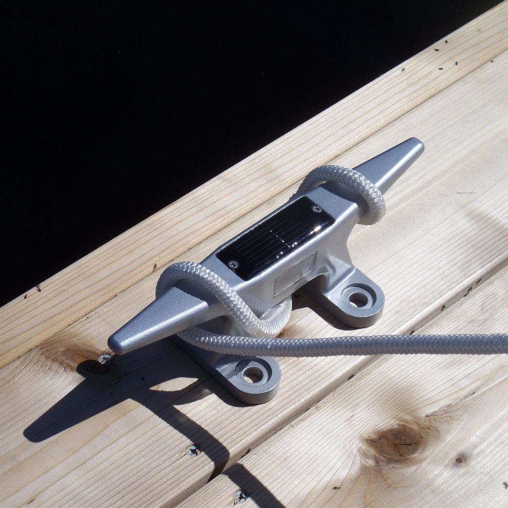 Solar Cleat on dock with rope