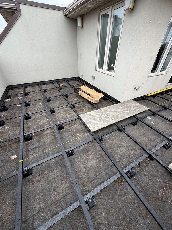 installation of tiles on concrete using Qwickbuild