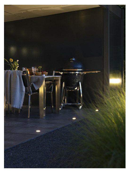 hyve 22 cool light installed in interlock walkway