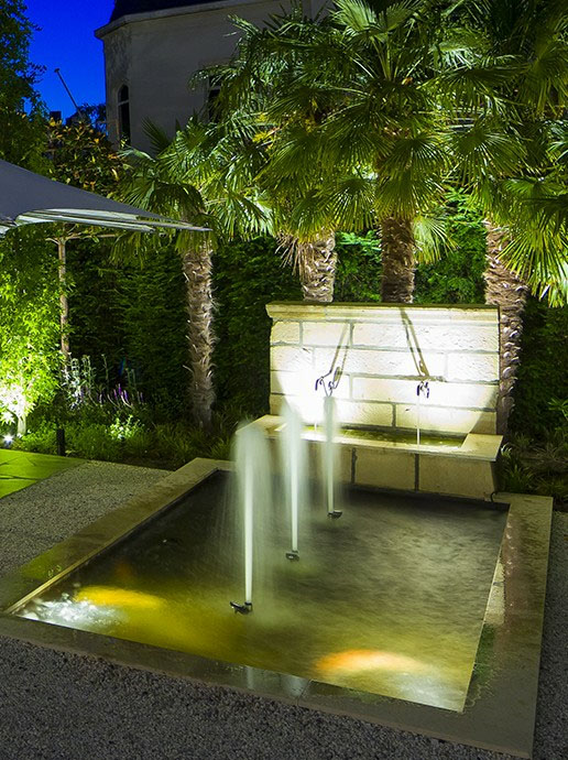 Sub spot 12V underwater light in pond