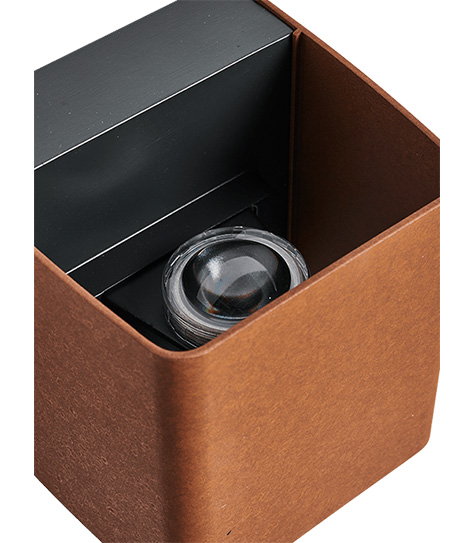 Ace up-down light in Corten